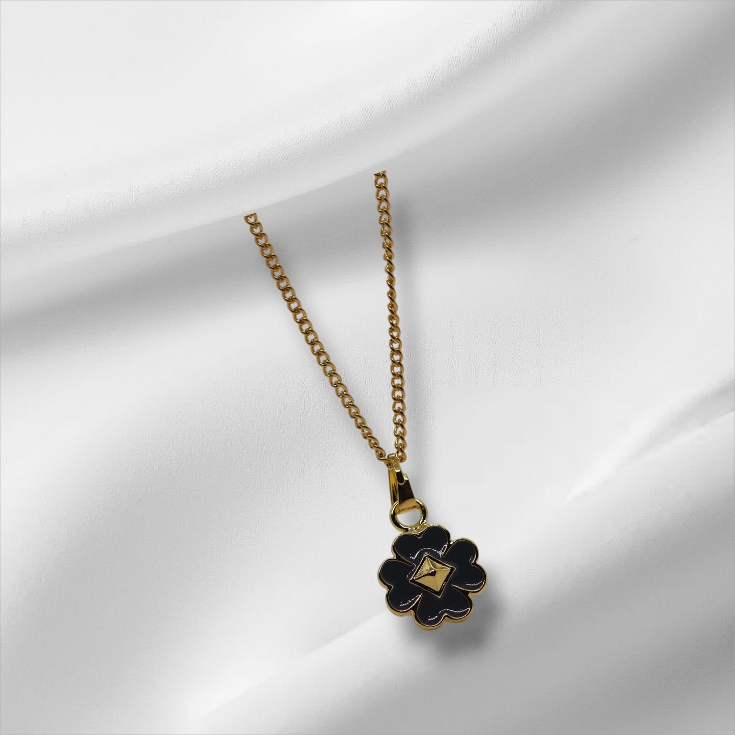 The Primrose Necklace